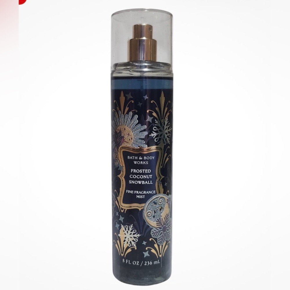 Bath and Bodyworks NWT Frosted Coconut Snowball Mist